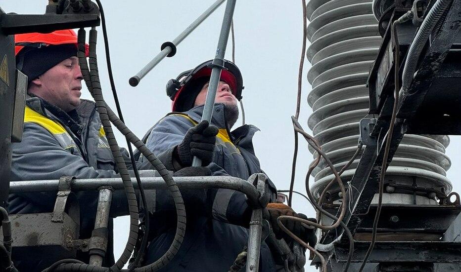 pidsumki-minulogo-tizhnya-energetiki-povernuli-svitlo-dlya-ponad-250-tisyach-rodin-odeshchini-pislya-vorozhih-atak-1