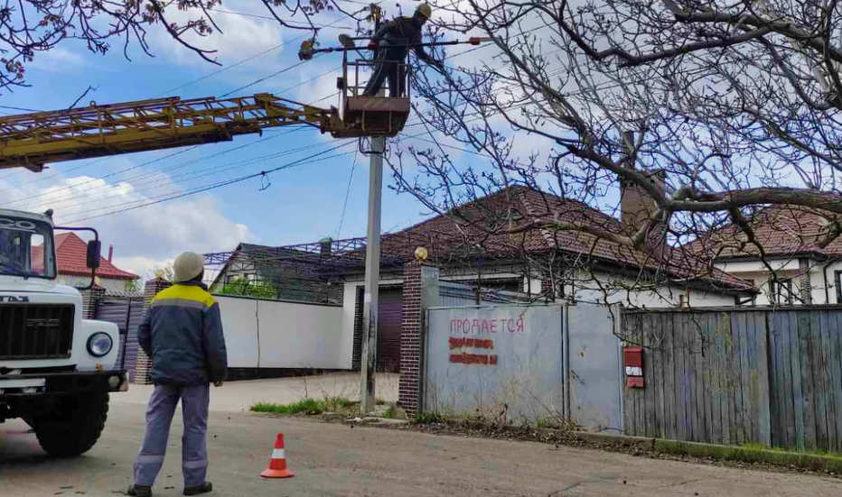 shchob-poperediti-vidklyuchennya-svitla-u-kliyentiv-dtek-odeski-elektromerezhi-rozchistit-1-500-km-tras-rozpodilchih-merezh-1