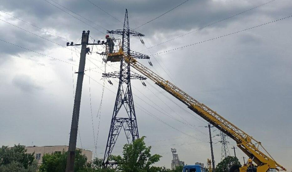likvidaciya-negodi-za-minulu-dobu-energetiki-vidnovili-svitlo-dlya-ponad-45-tis-rodin-1