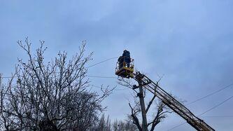 pid-vognem-zaradi-svitla-energetiki-dtek-odeski-elektromerezhi-vidnovili-mayzhe-750-km-liniy-za-dva-roki-povnomasshtabnoji-viyni