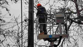 energetiki-dtek-odeski-elektromerezhi-povernuli-svitlo-dlya-ponad-1200-rodin-shcho-zalishilisya-bez-elektropostachannya-pislya-obstriliv