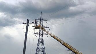 energetiki-dtek-odeski-elektromerezhi-usunuli-naslidki-negodi-ta-povernuli-svitlo-dlya-ponad-200-tis-rodin